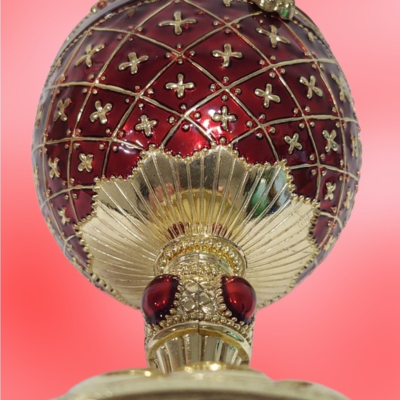 Christmas Enameled Egg Music Box Plays “Dance of the Sugar Plum Fairies”, Red - Picture 6 of 10